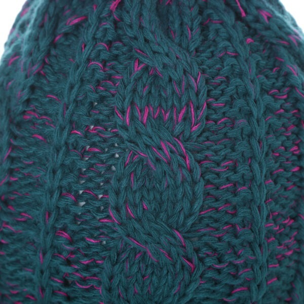 détails beanie petrol magenta